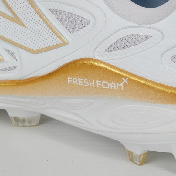 New Balance Fresh Foam X Velo v4 Women\'s 9.5 White Gold Molded Cleats NWOT main image 11